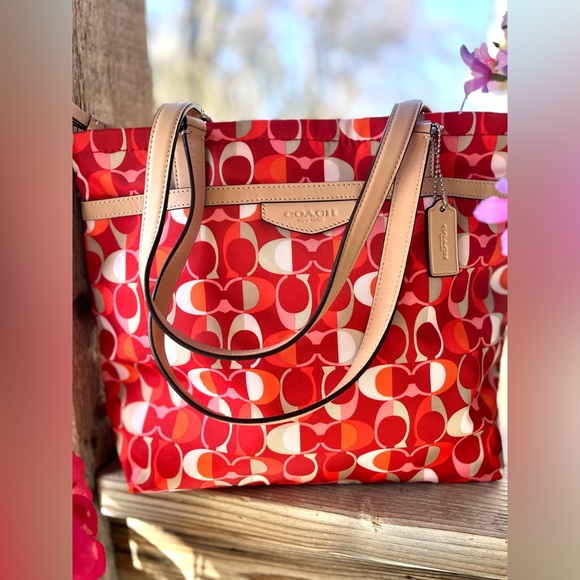 Coach Handbags - 🎈🎉HP🎈🎉COACH SIGNATURE STRIPED VERMILLION DREAM C TOTE FABRIC w SILVER HARDWARE